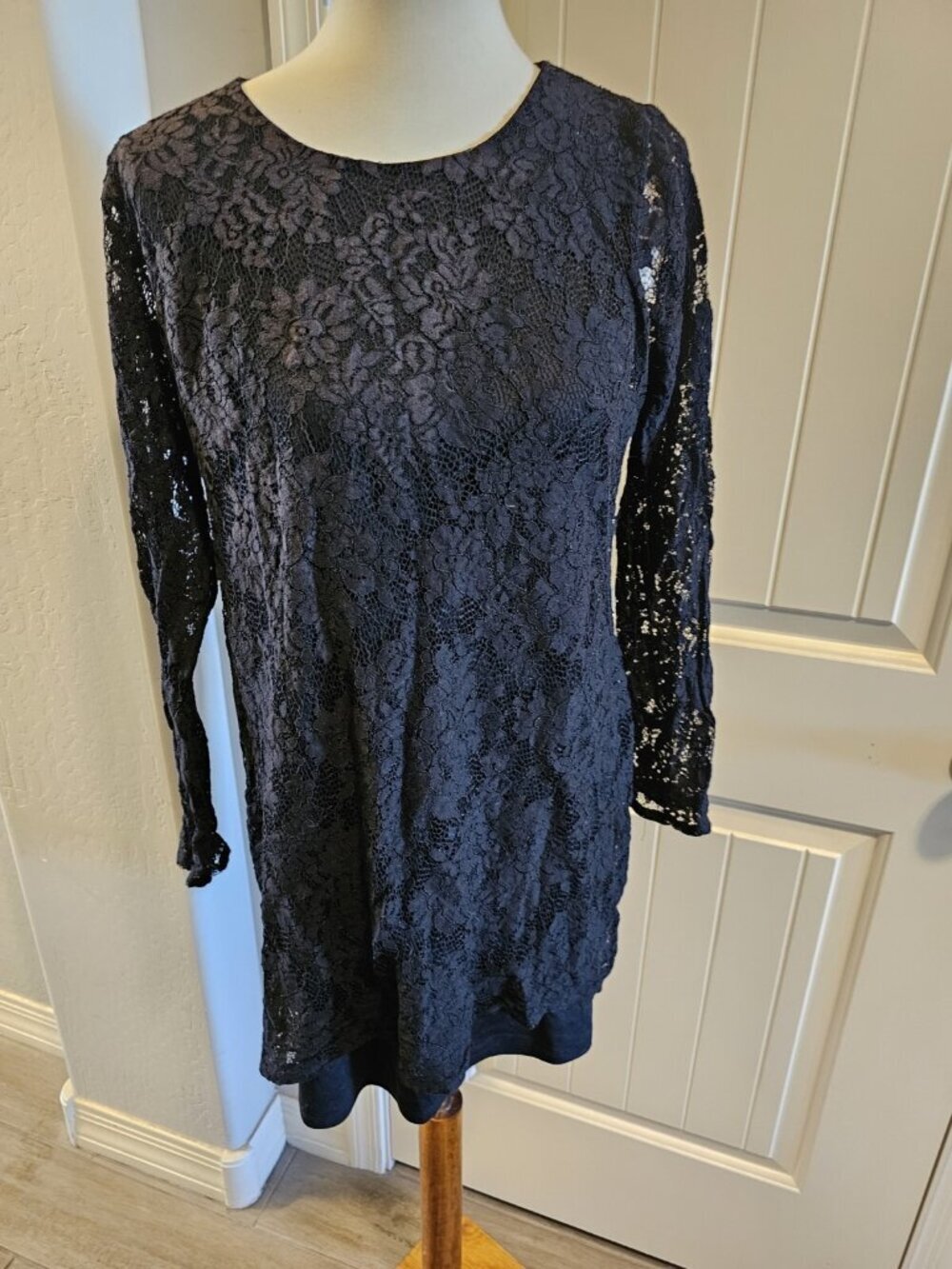Apt. 9 Black Floral Lace Long Sleeve Dress Knee Length Women's Size 12
